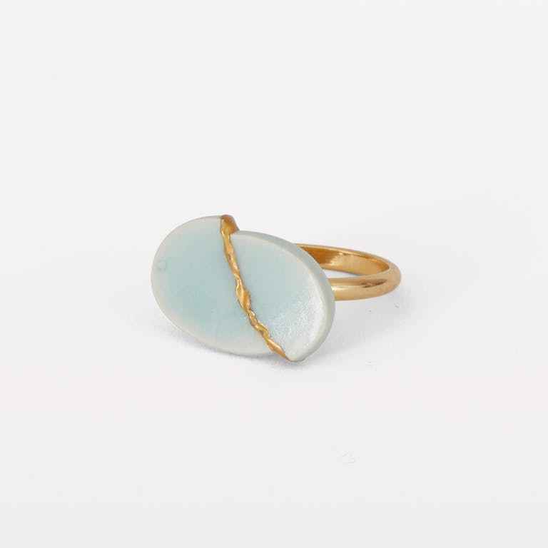 dce40578-5537-4483-8737-229a7b10503c_ayako-ring-blue-3@0_5x
